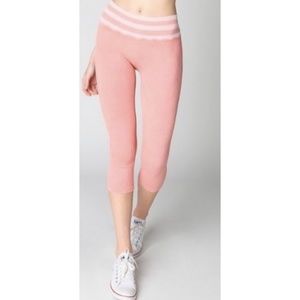 Super Comfy, Super Stretchy, REALLY Comfortable Ca